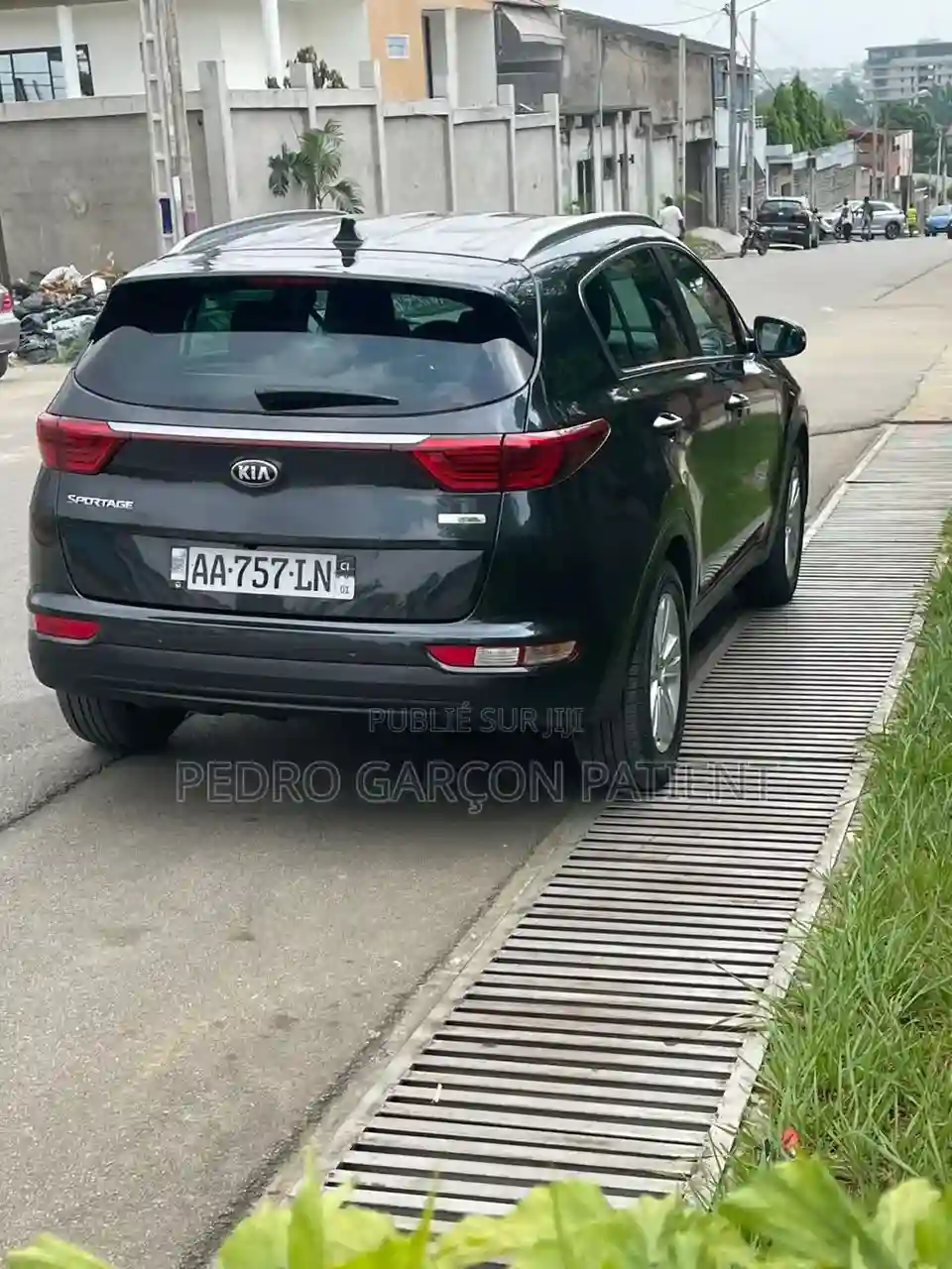 Kia Sportage 2017 Noir - Vue 4