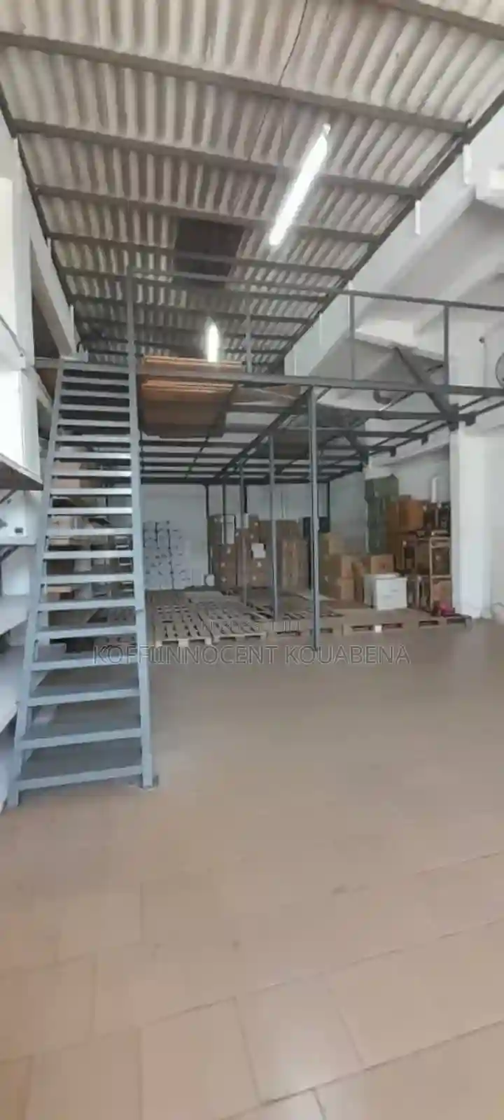 Centre Commercial - Vue 1