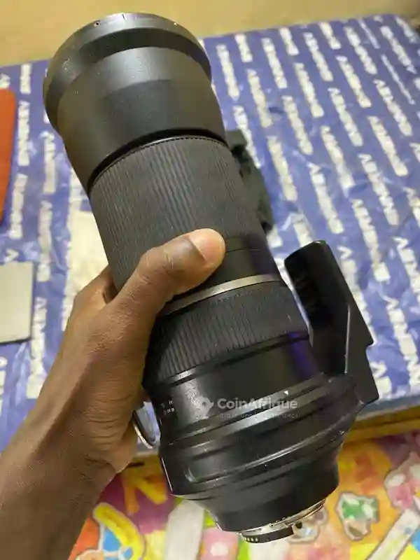 Téléobjectif Tamron 150-600mm - Vue 1