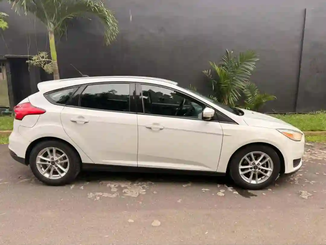 Ford Focus SE en vente  - Vue 2