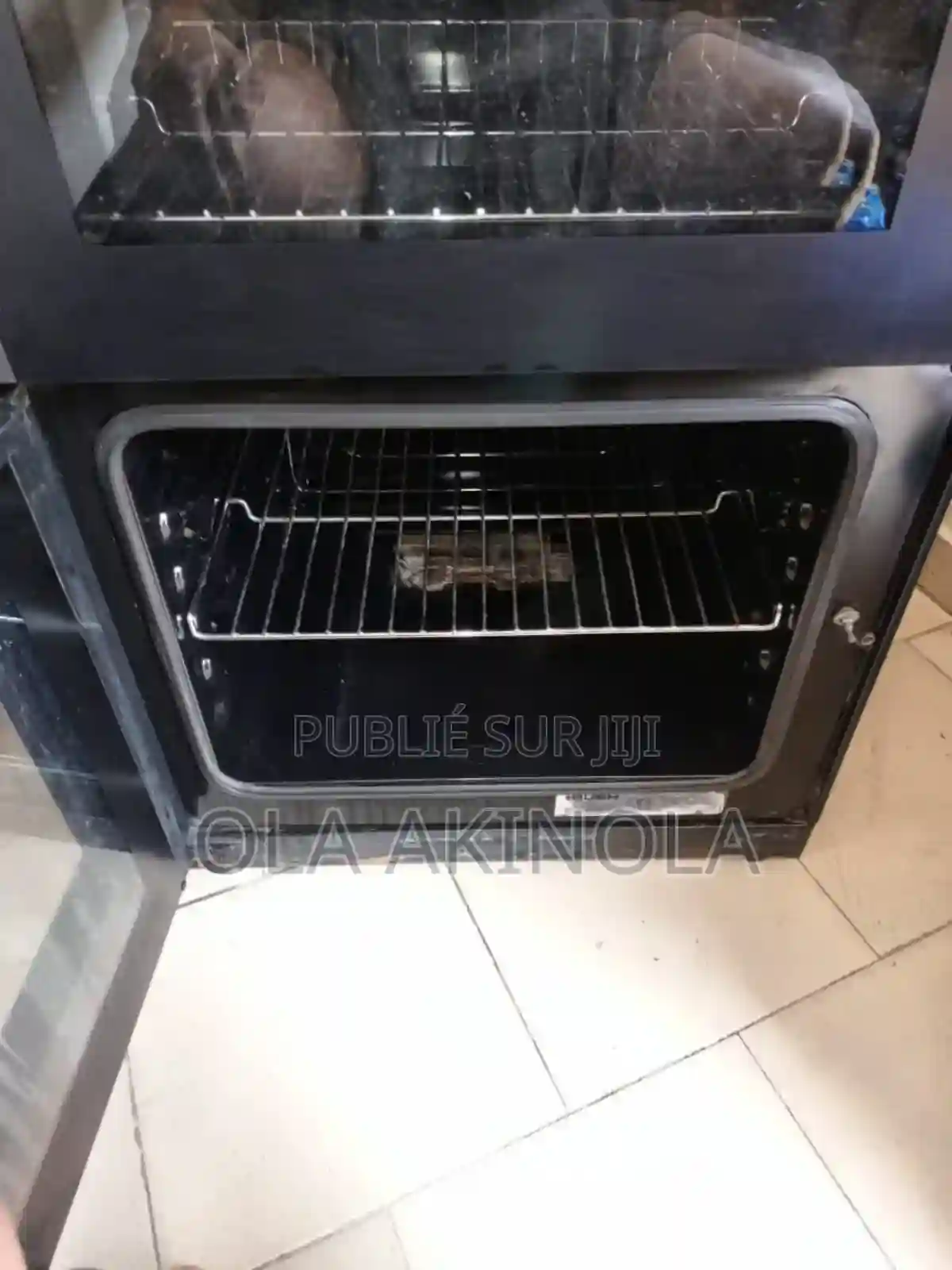 Gazinière À Quatre Feux Et Deux Fours - Vue 3