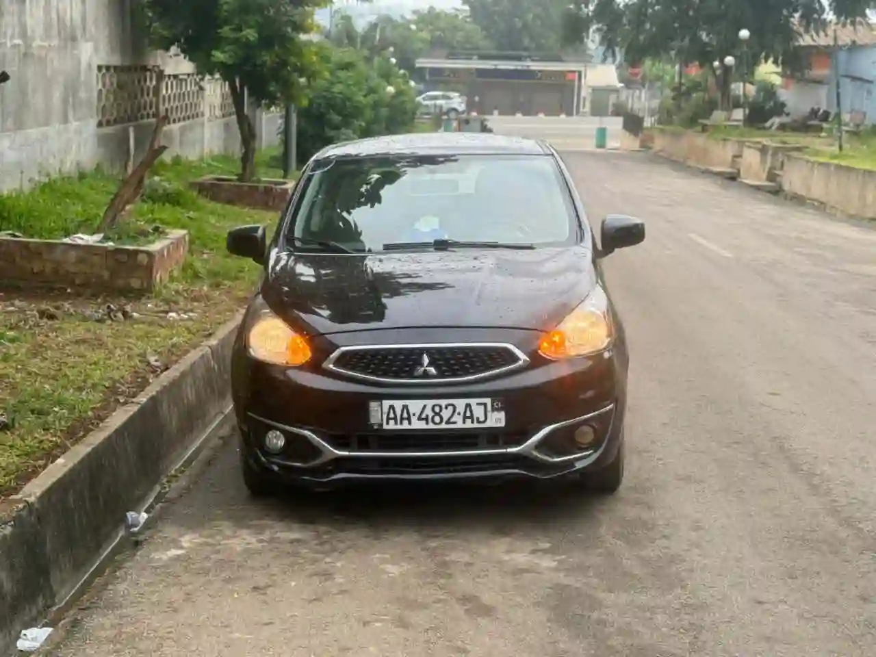 Mitsubishi Mirage en vente  - Vue 2