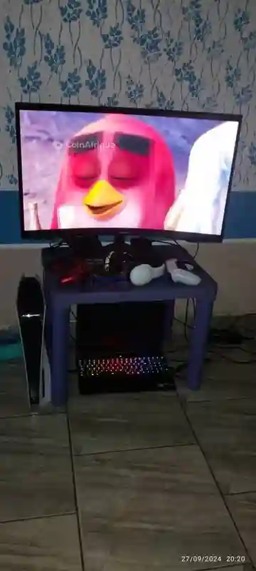 Moniteur Samsung Gamer 32&quot Incurvé 2K - Vue 2