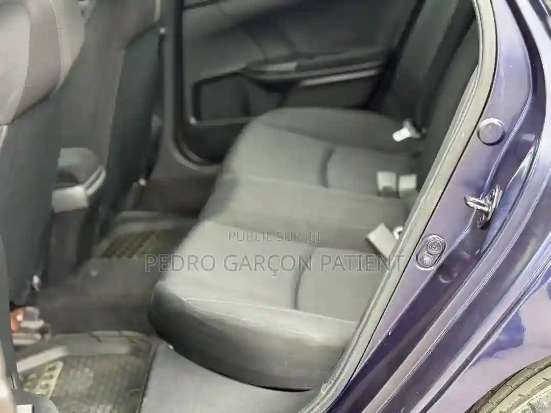 Honda Civic 2018 Noir Mat - Vue 1