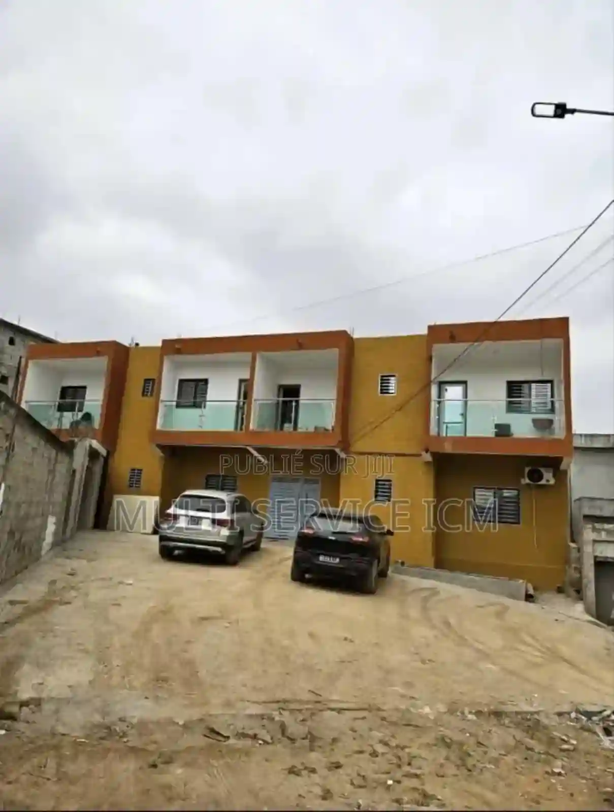 2chbre Duplex Dans Cocody Nouveau Chu à Vendre - Vue 1