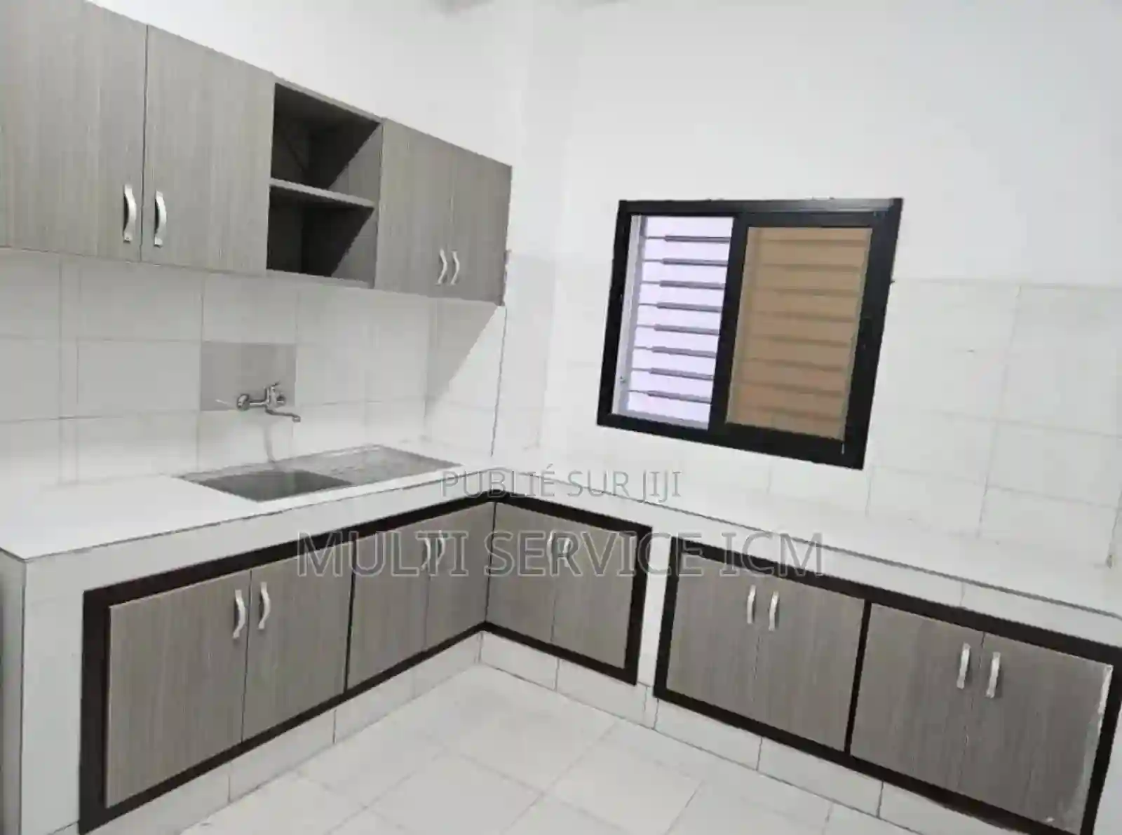 2chbre Duplex Dans Cocody Nouveau Chu à Vendre - Vue 6