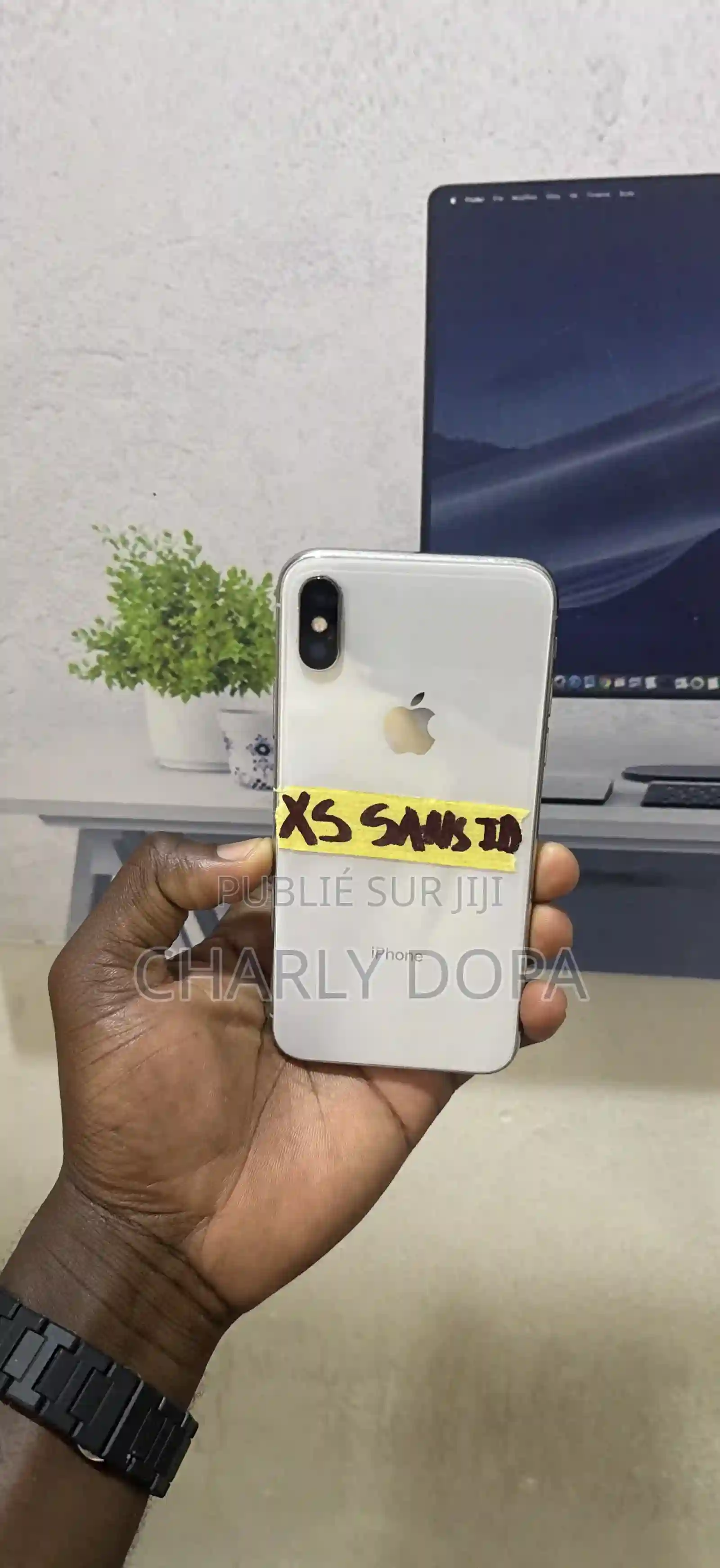 Apple Iphone XS 64 GB Blanc - Vue 4