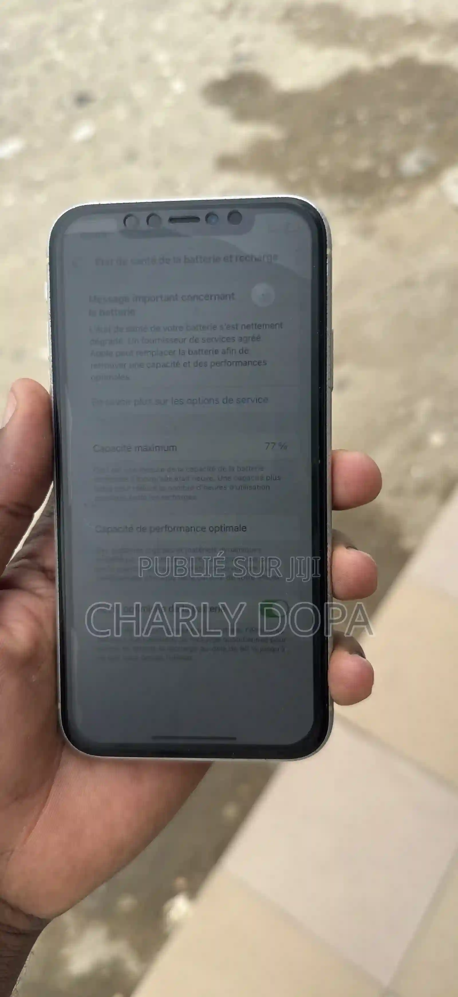 Apple Iphone 11 64 GB Blanc - Vue 1