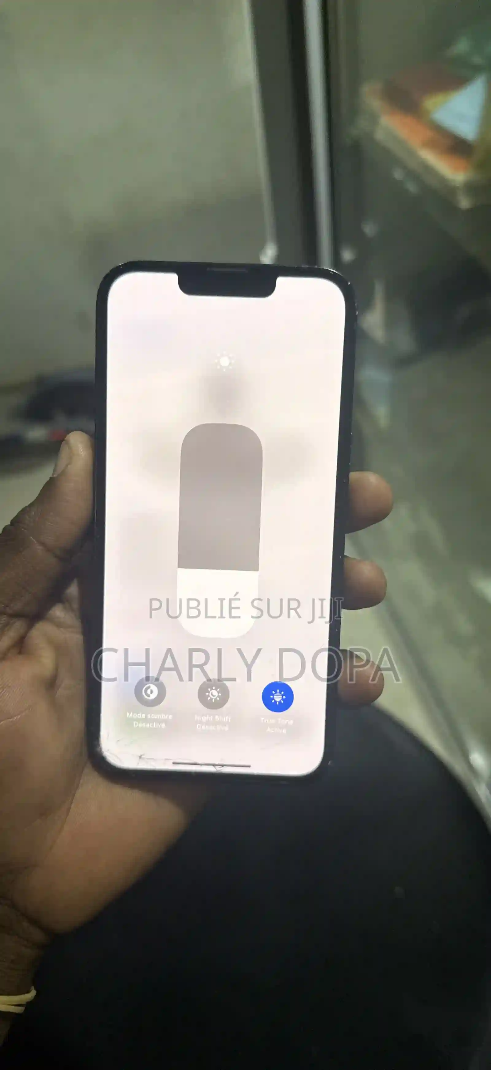 Apple Iphone 14 128 GB Bleu - Vue 4