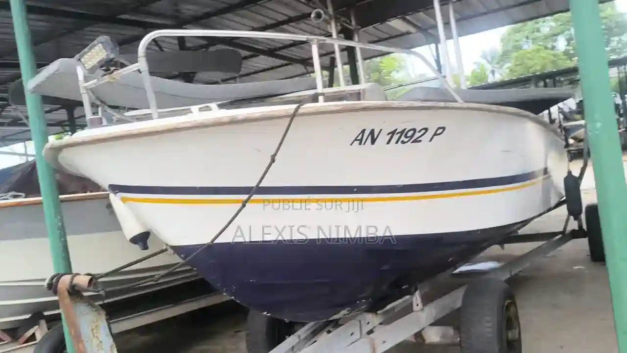 Coque D’origine en Vente Avec Chariot Opportunité À Saisir - Vue 3