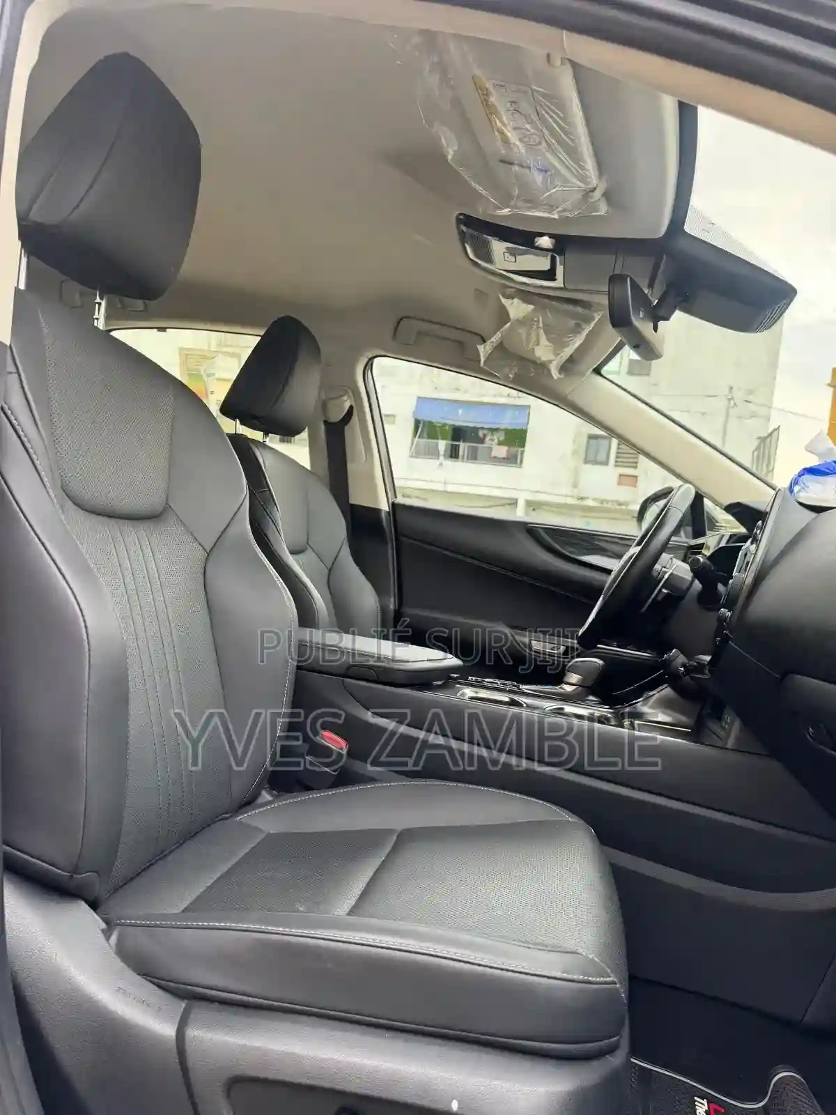 Lexus NX 2024 Noir - Vue 1