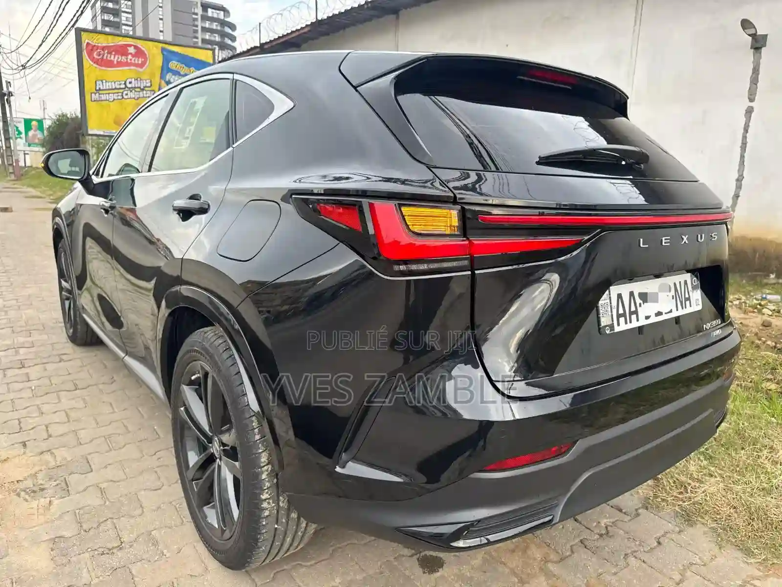 Lexus NX 2024 Noir - Vue 8
