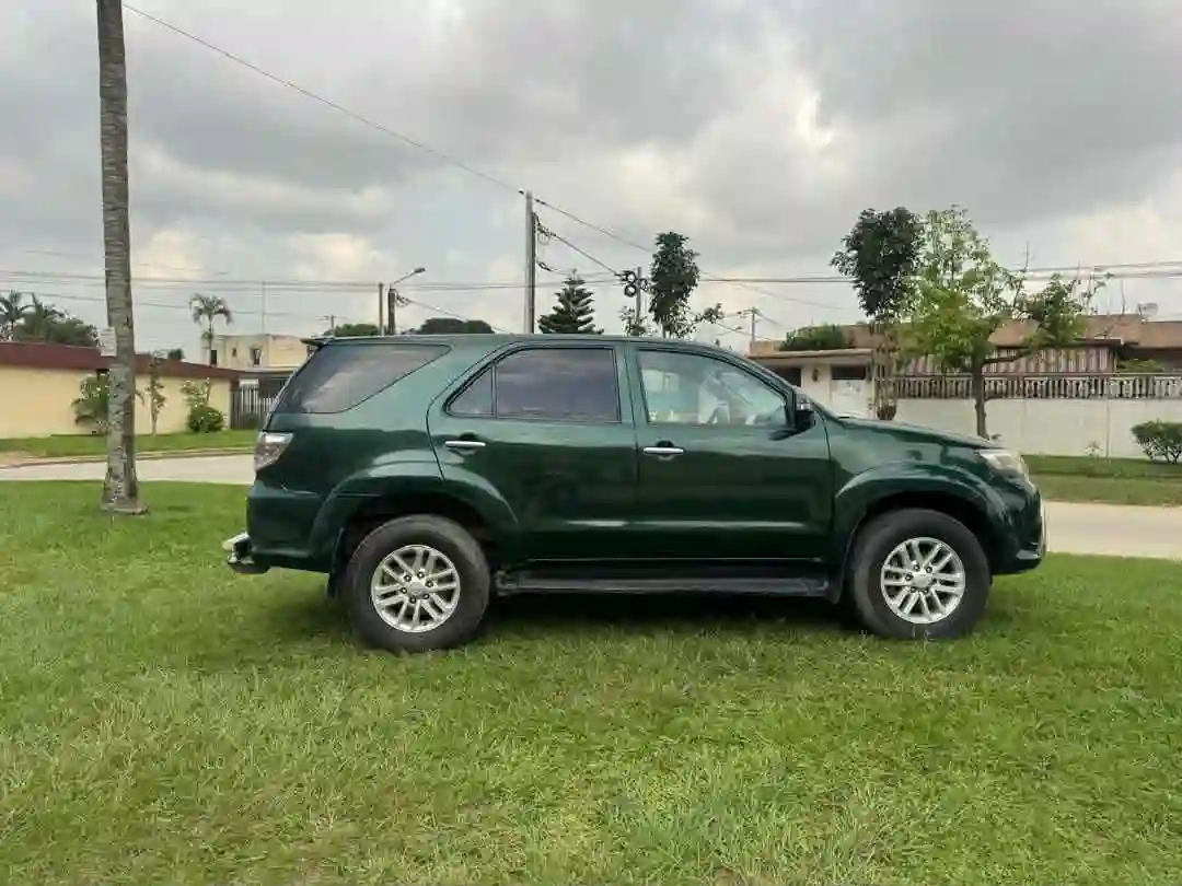 Toyota Fortuner en vente  - Vue 2