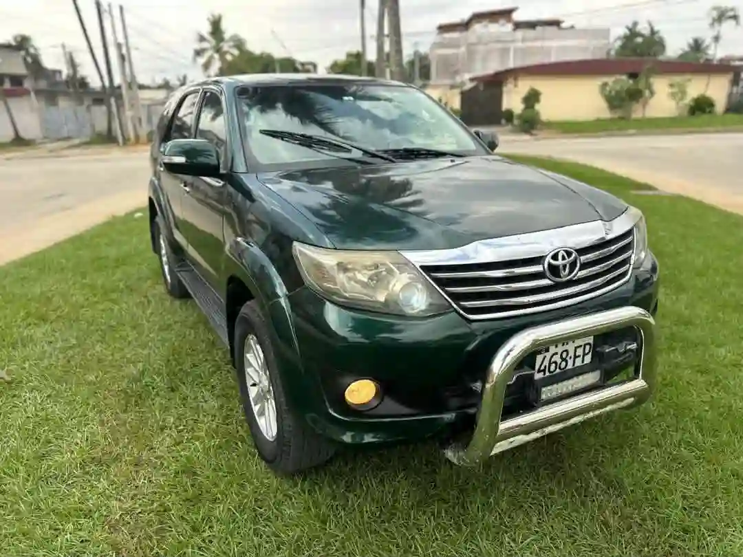 Toyota Fortuner en vente  - Vue 3