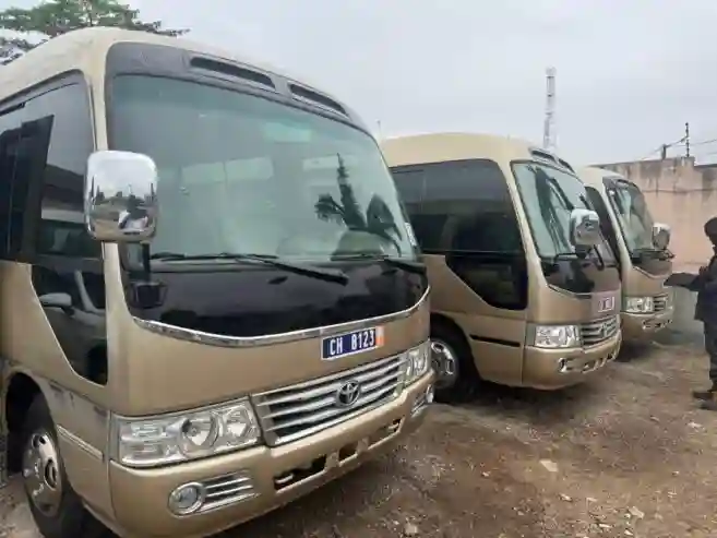 Vente DE BUS Toyota Coaster - Vue 4