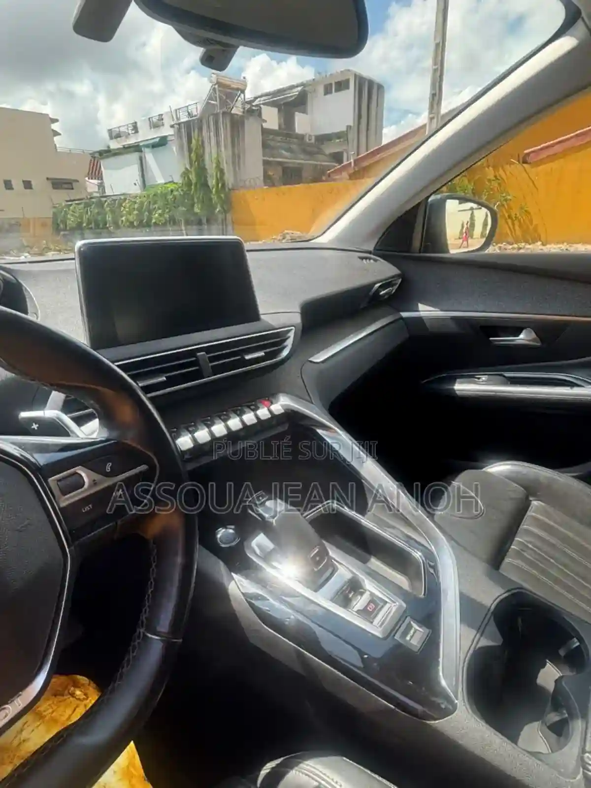 Peugeot 3008 2020 Noir - Vue 4