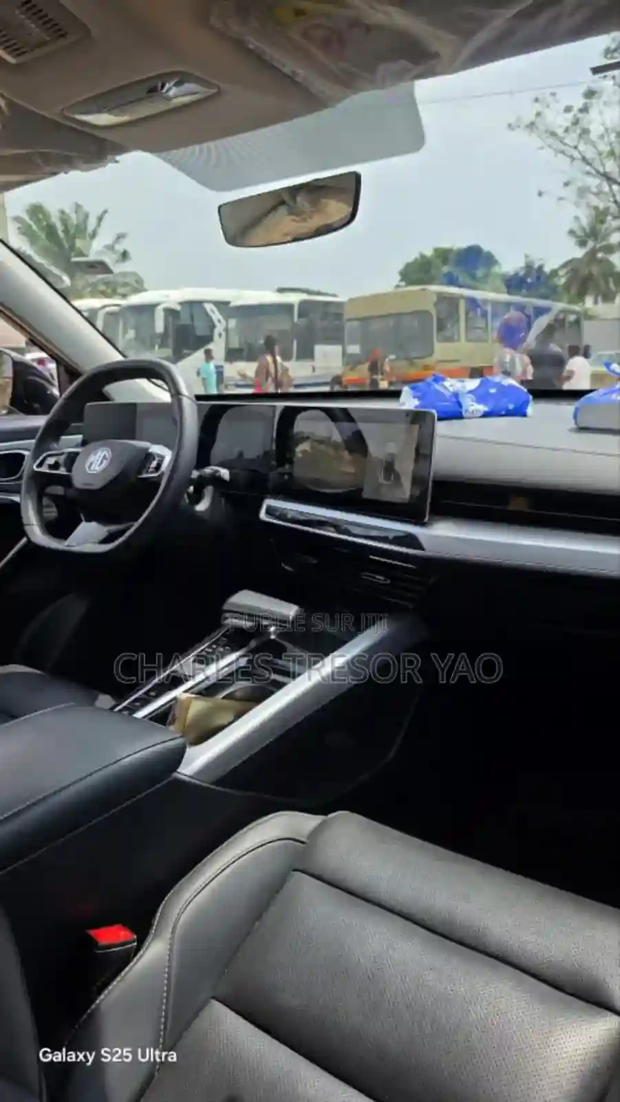 MG MGA 2024 Black - Vue 5