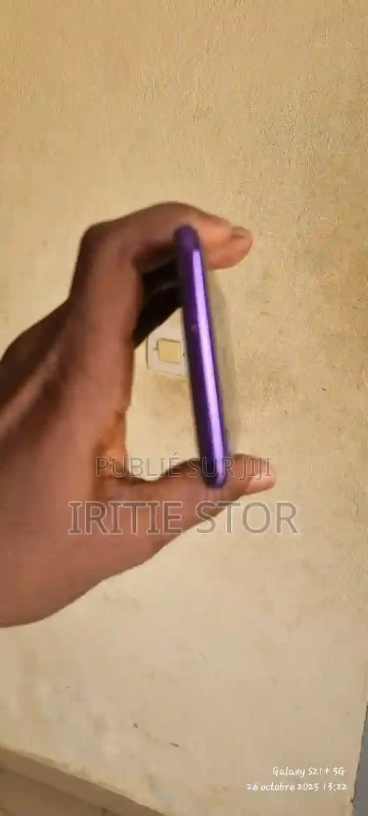 Samsung Galaxy A30s 64 GB Violet - Vue 3