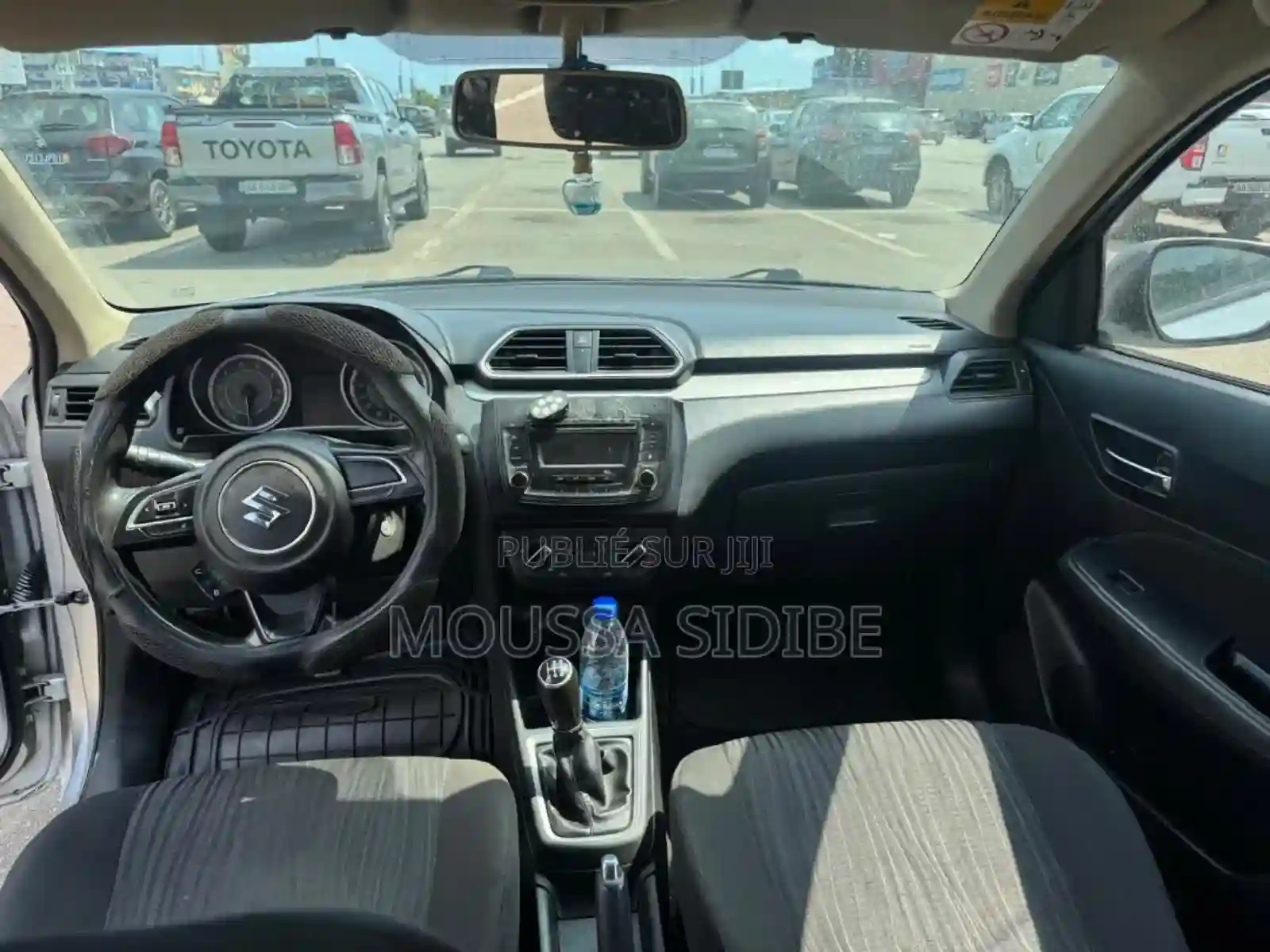 Suzuki Dzire 2023 Gris - Vue 1