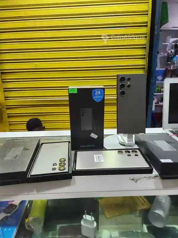 Galaxy S24 Ultra 256 Giga - Vue 3
