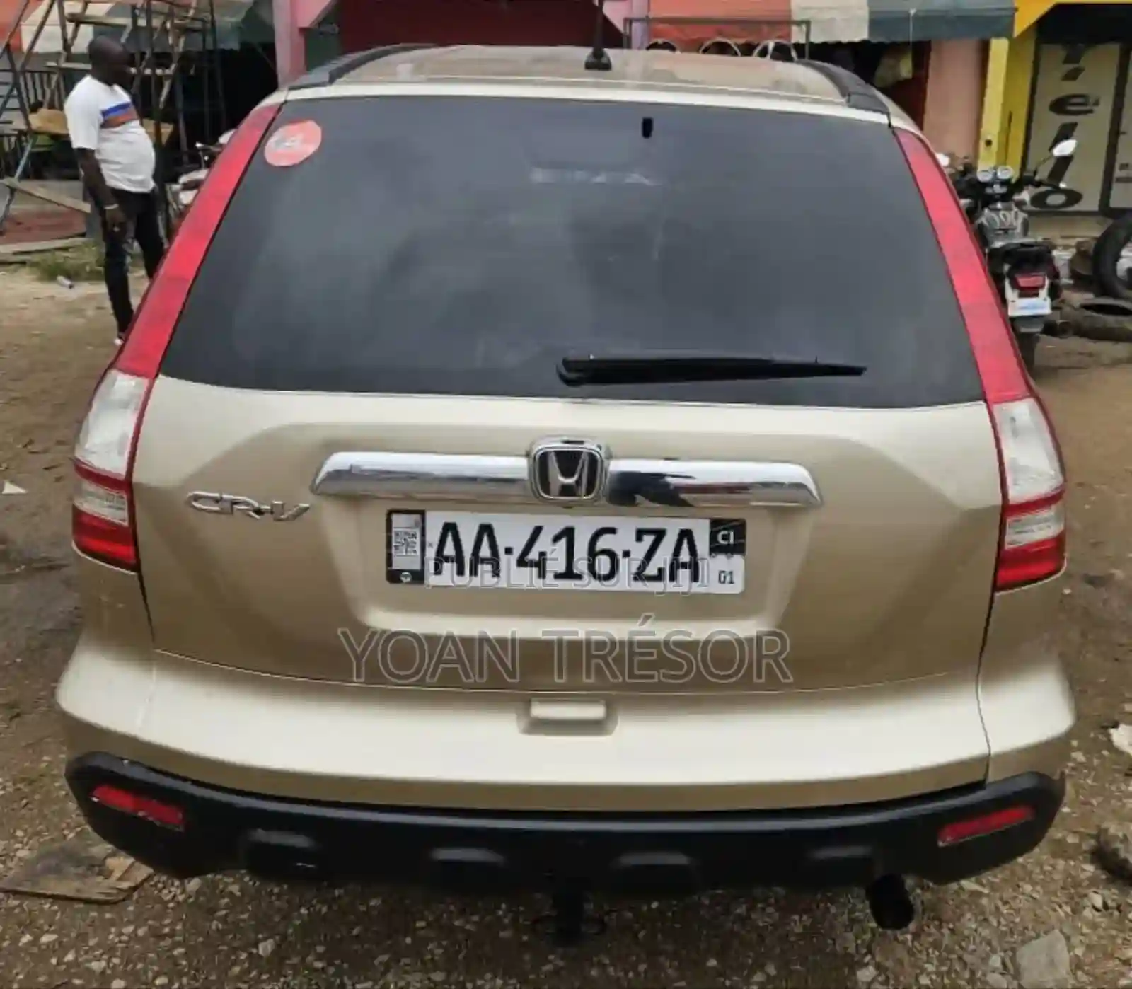 Honda Cr-v 2008 Doré - Vue 3