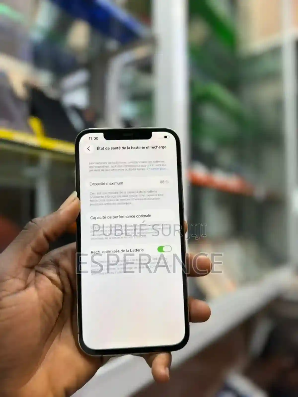 Apple Iphone 11 Pro Max 64 GB Doré - Vue 3