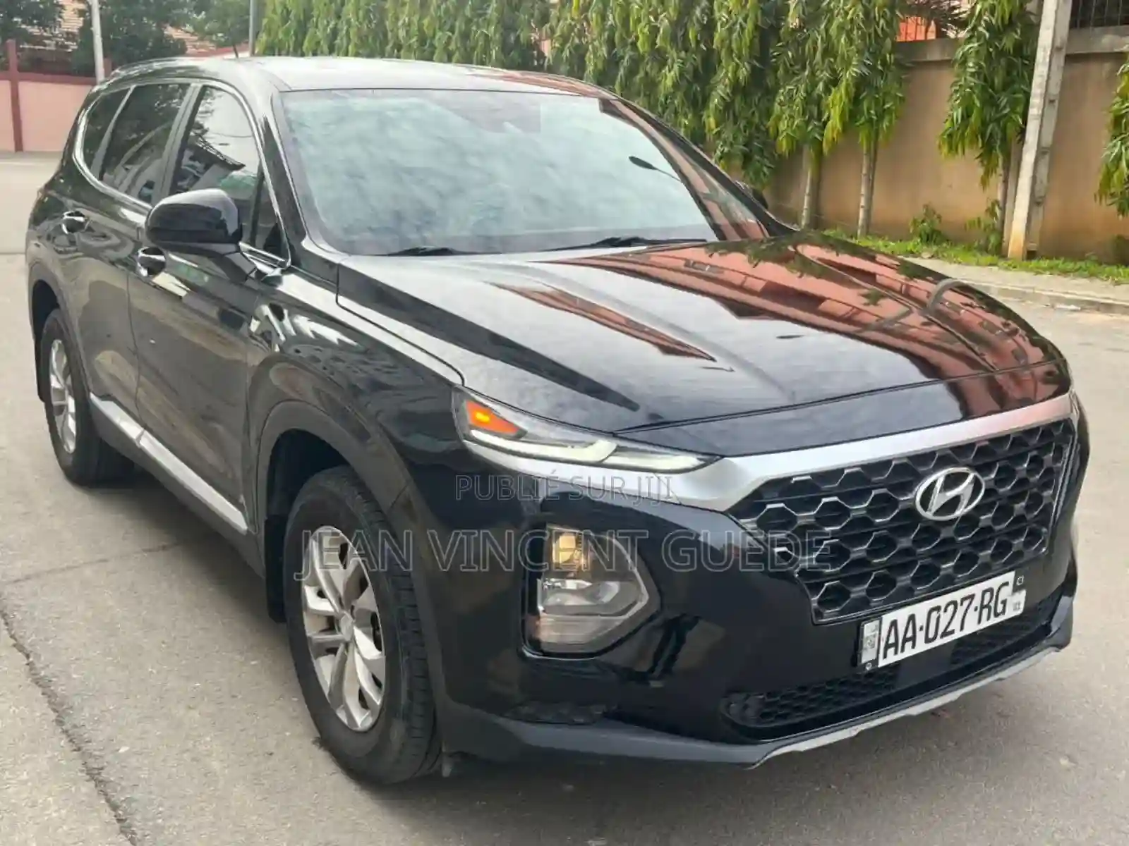 Hyundai Santa Fe SEL 2021 Black - Vue 4