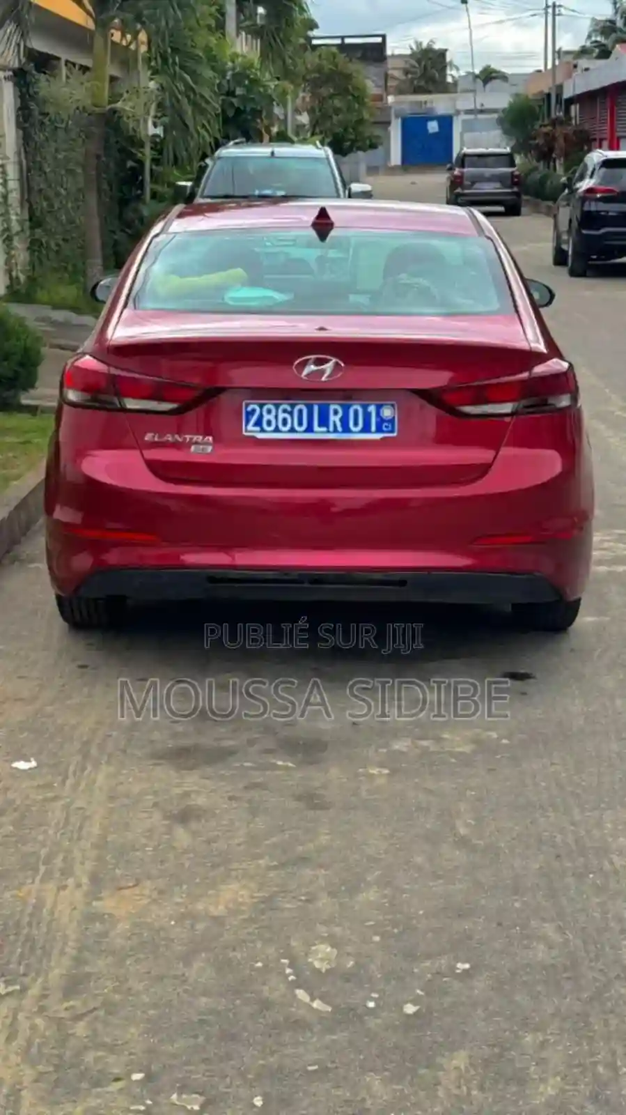 Hyundai Elantra 2018 Rouge - Vue 5