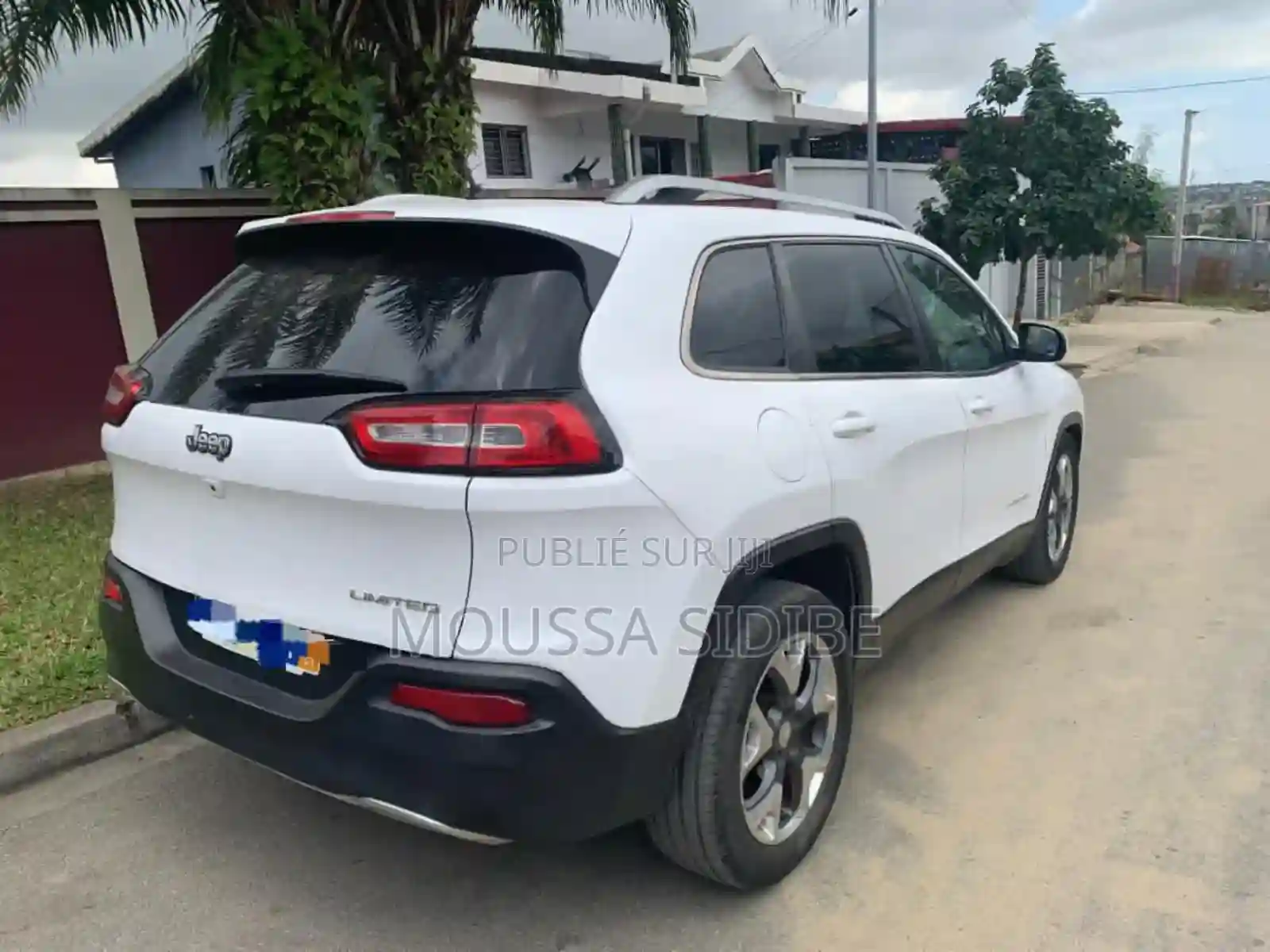Jeep Cherokee Limited 4x4 2016 Blue - Vue 4