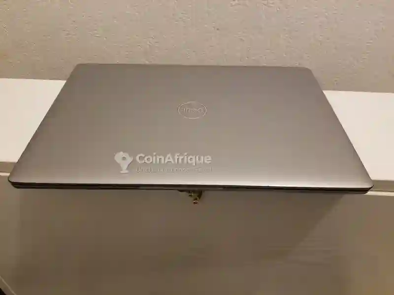 PC Dell Latitude i5 de 11th gen 16go ssd m2 Intel Iris Xe - Vue 5