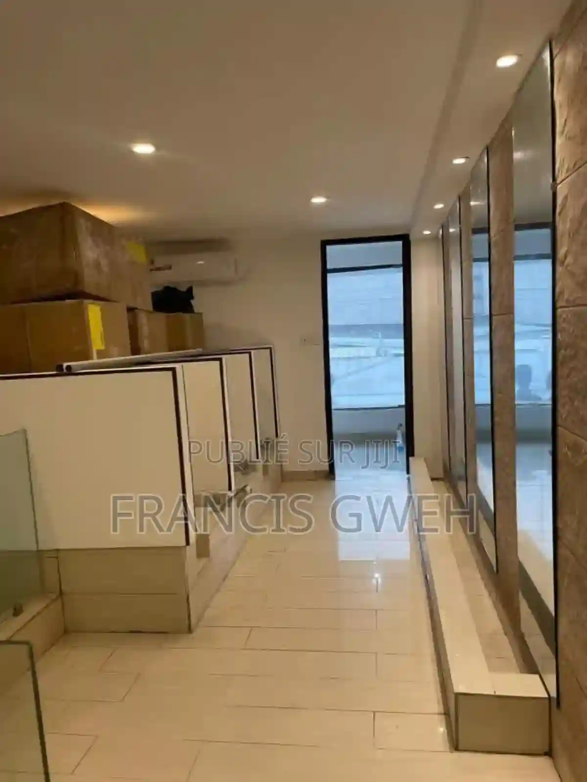 Magasin a Louer - Vue 3