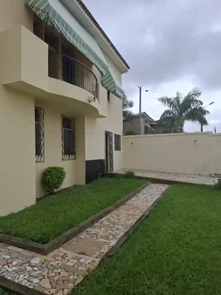 Villa duplex à vendre au Rosiers prog 6 a la Riviera 