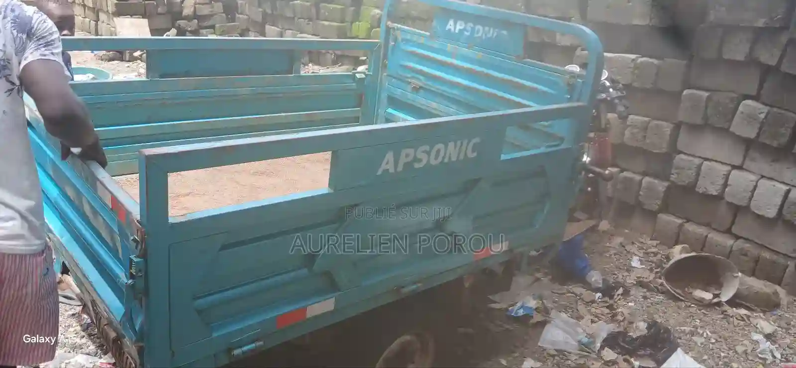 KTM 2025 Blue - Vue 2