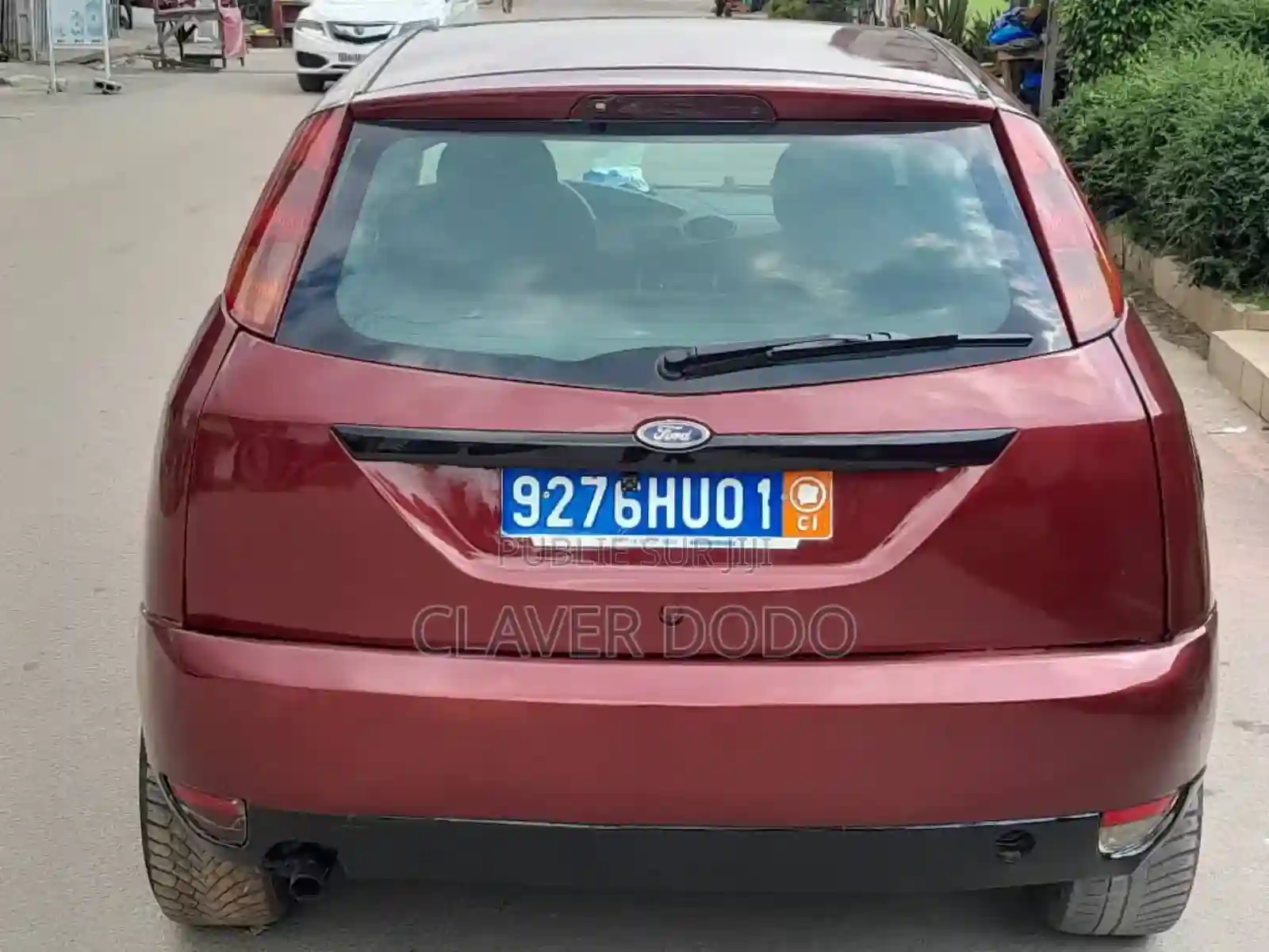 Ford Focus 2004 Rouge - Vue 1