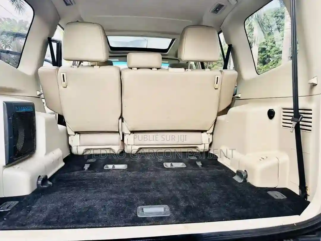 Mitsubishi Pajero 2020 Noir Mat - Vue 7