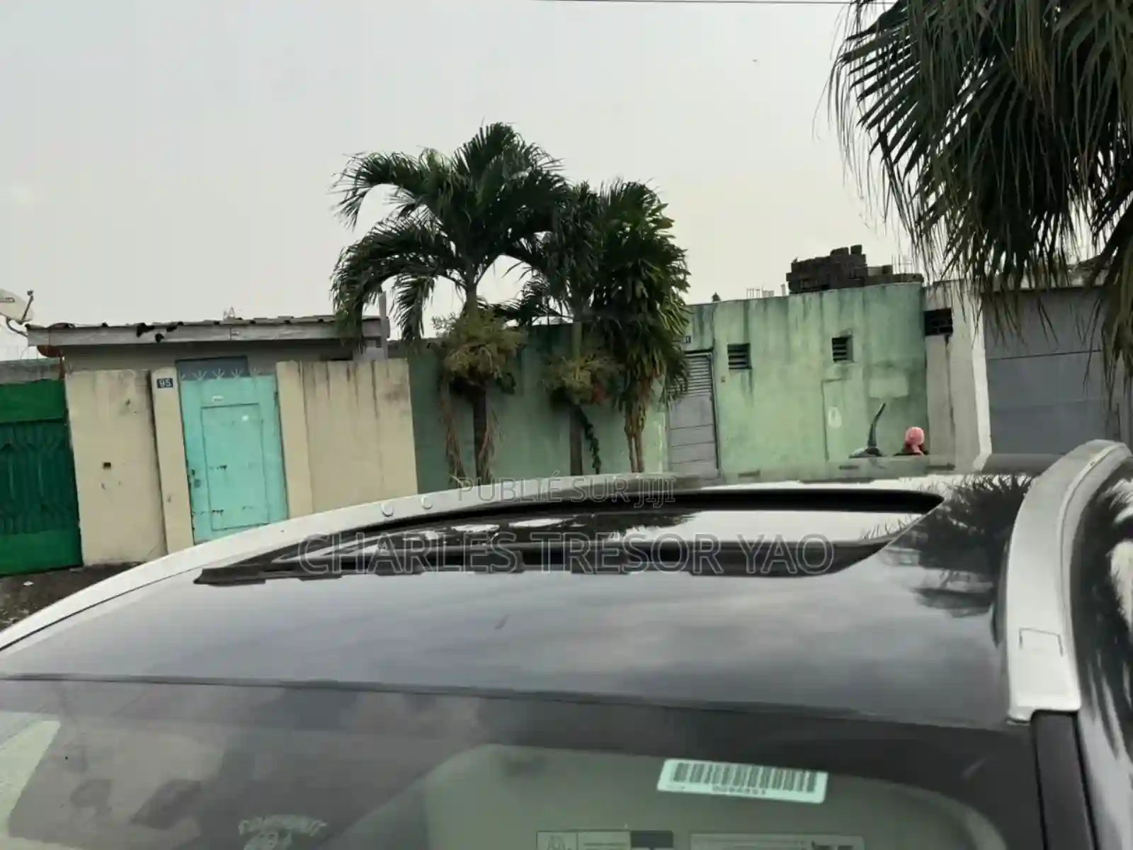 Nissan X-trail 2007 Gris - Vue 4