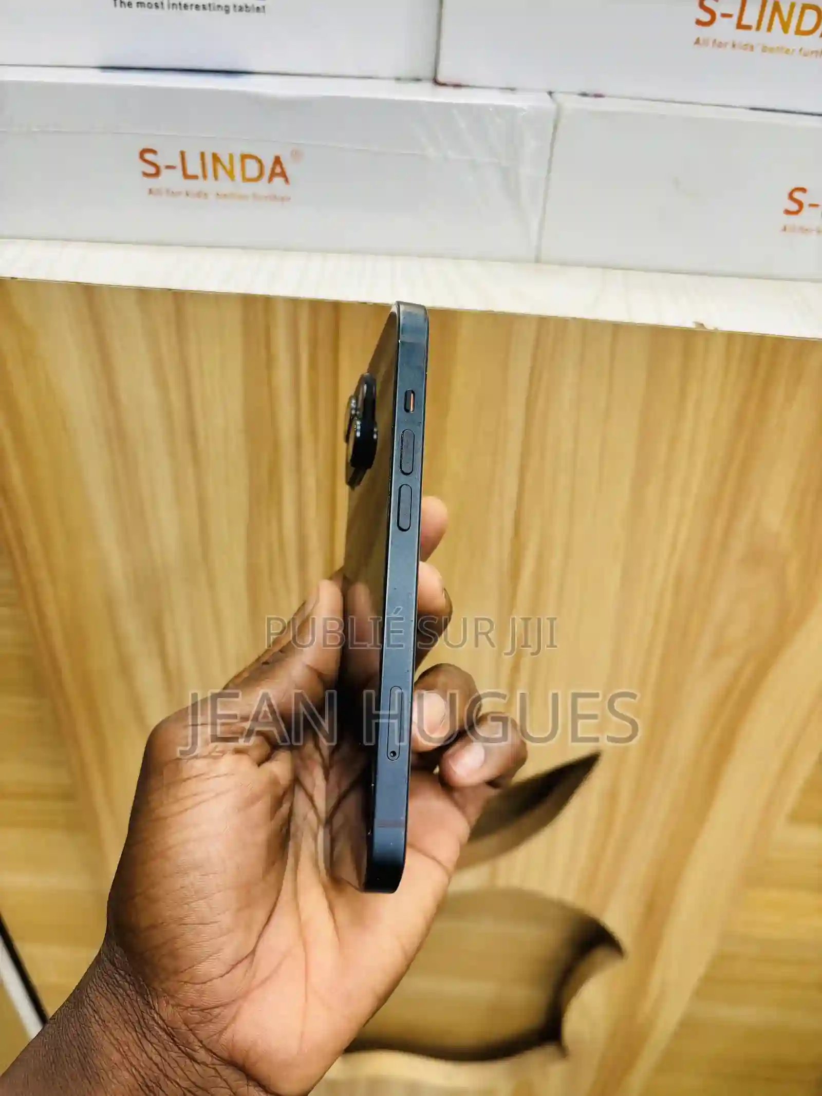 Apple Iphone 14 128 GB Black - Vue 1