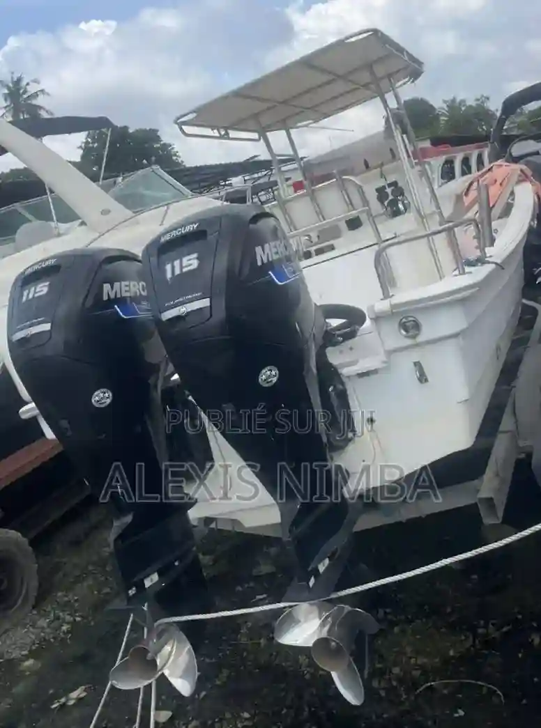 Bateau De Pêche Mer Et Plaisance - Vue 4