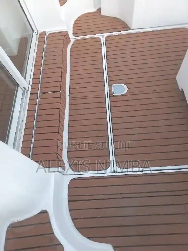 Bateau Avec Cabine 2x 250chv Yamaha À Rénover - Vue 6