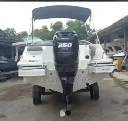 Bateau Confortable Vip Vip à Abidjan
