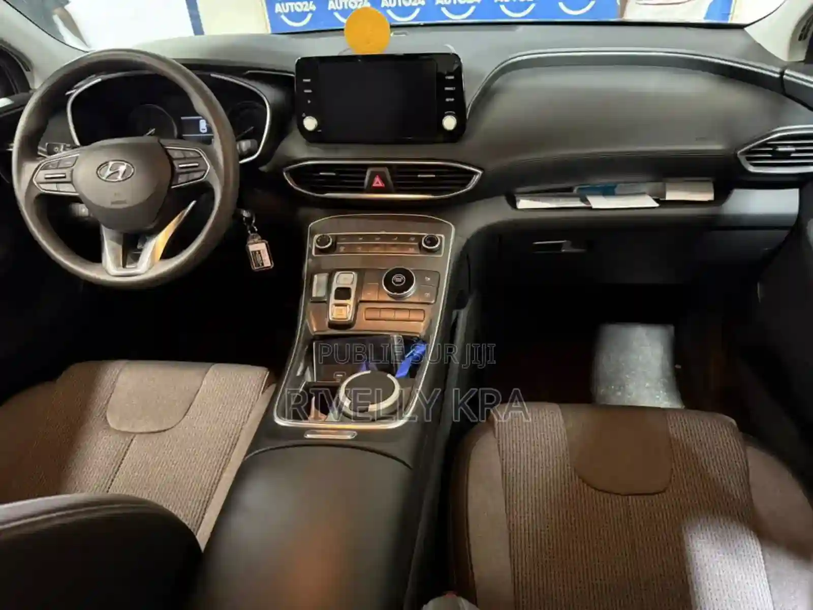 Hyundai Santa Fe SE 2021 Black - Vue 4