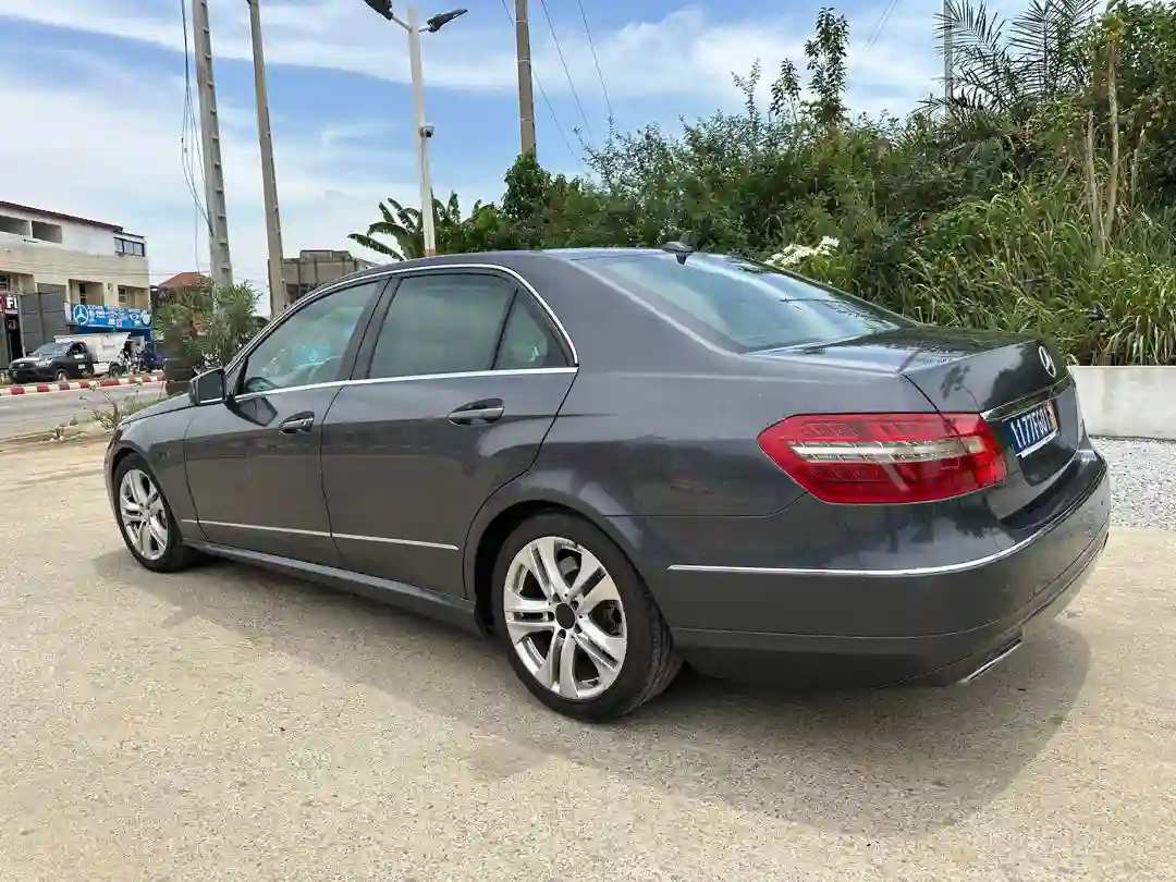 Mercedes E500 en vente  - Vue 2