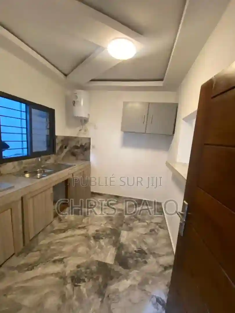 2chbre Appartement Dans Dalo Davy Cocody à Louer - Vue 2