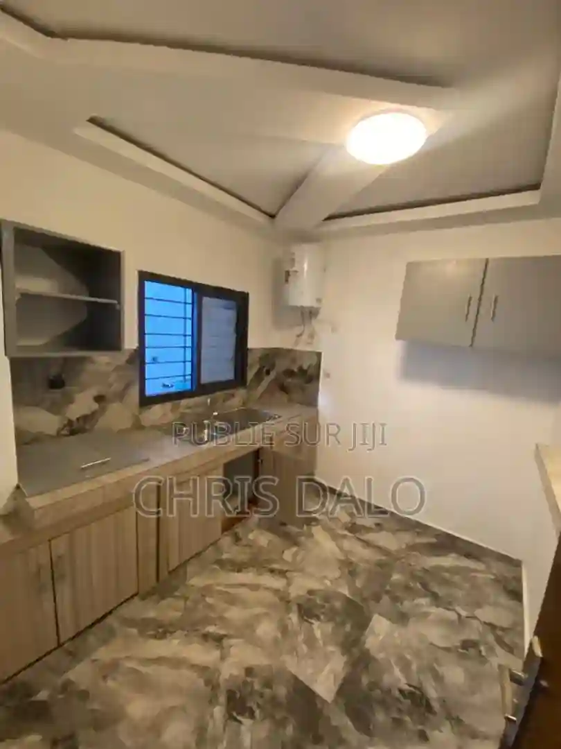 2chbre Appartement Dans Dalo Davy Cocody à Louer - Vue 6