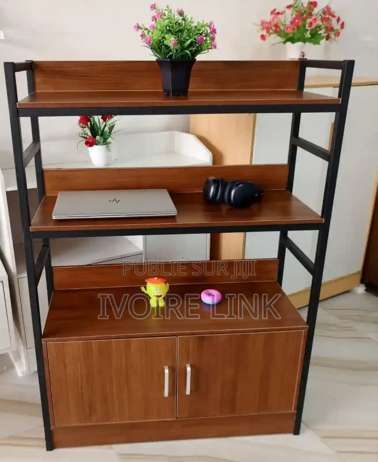 Étagère Moderne - Vue 1