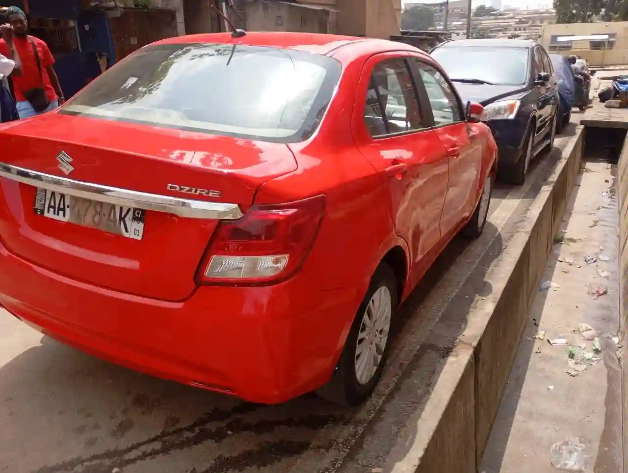 SUZUKI DZIRE EN VENTE  - Vue 3