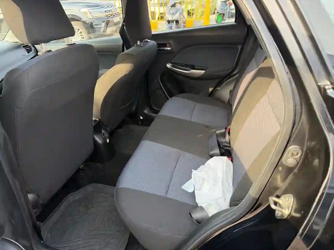 TOYOTA STARLETTE EN VENTE 