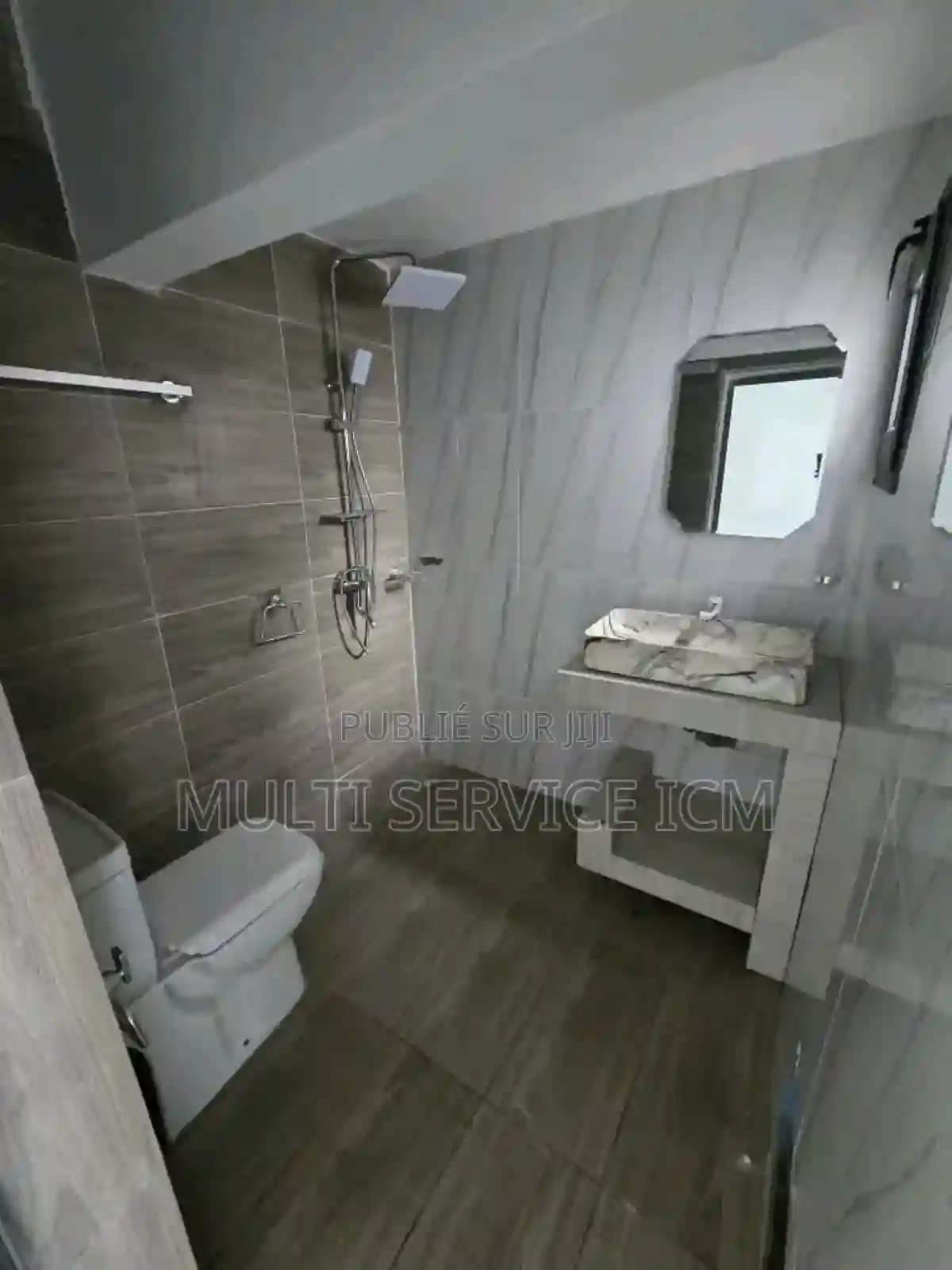 6chbre Duplex Dans Ismaël Coulibaly Bingerville à Vendre - Vue 2