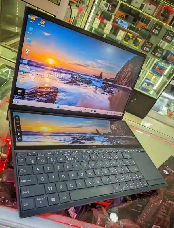 PC Asus Zenbook duo Core i5 10th gen 16 go ram 512go ssd - Vue 2