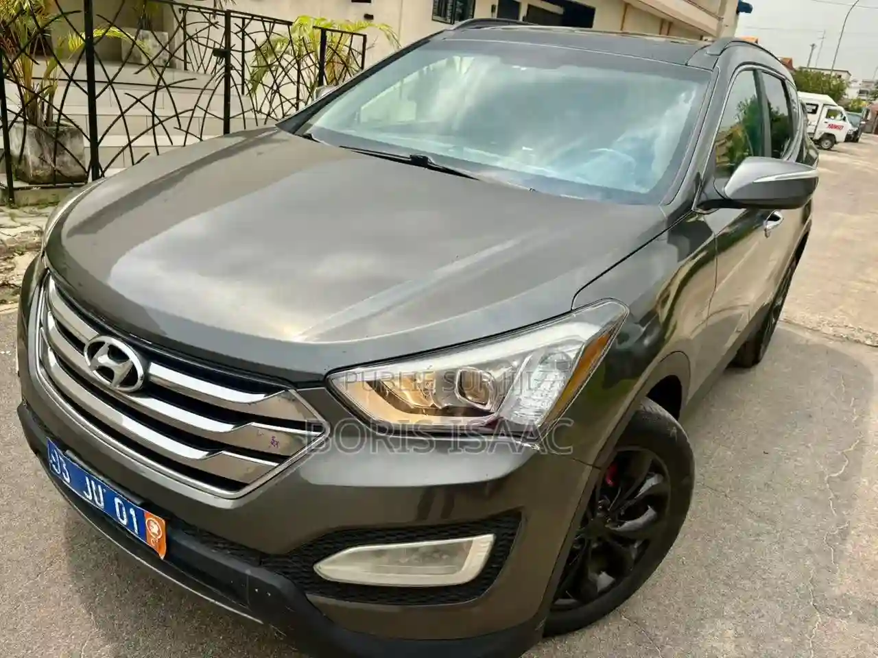 Hyundai Santa Fe Limited AWD 2016 Gris - Vue 1